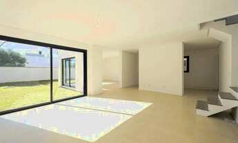 Imagem 6: Sobrado em condomínio de alto padrão para venda e aluguel no bairro Laranjal, Pelotas RS