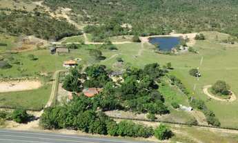 Imagem 4: Fazenda com 344 hectares, nas margens da BR 070 sentido a cidade de Cáceres MT