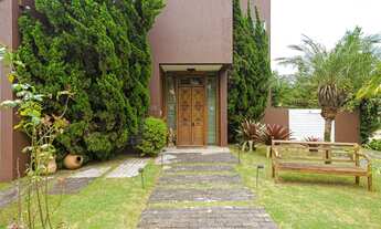 Imagem 6: Casa para venda possui 1100 metros quadrados com 5 quartos