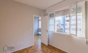 Imagem 2: Apartamento para venda possui 67 metros quadrados com 2 quartos em Vila Buarque - São Paul