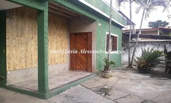 Imagem 2: Casa para venda possui 480 metros quadrados com 3 quartos em Papucaia - Cachoeiras de Maca