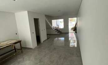 Imagem 2: Geminado para Venda em Joinville, Floresta, 3 dormitórios, 1 suíte, 1 banheiro, 1 vaga