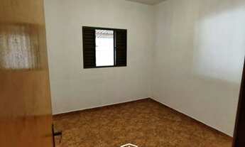 Imagem 3: Casa para venda com 100 metros quadrados com 2 quartos em Laranjeiras - Uberlândia - Minas