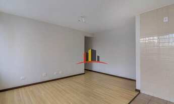 Imagem 2: Apartamento com 2 dormitórios à venda, 58 m² por R$ 250.000,00 - Centro - Curitiba/PR