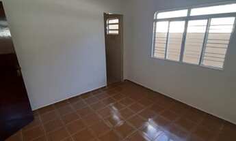 Imagem 6: Casa para venda possui 240 metros quadrados com 3 quartos em Jardim Vila Boa - Goiânia - G