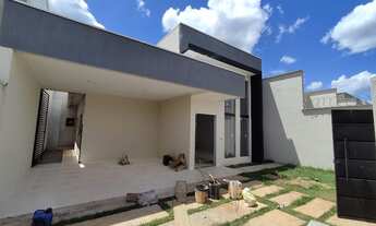 Imagem: Casa com 3 quartos e piscina no Bairro São