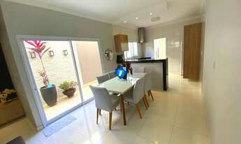 Imagem 3: Linda Casa Térrea em Condomínio no bairro Jardim Holanda