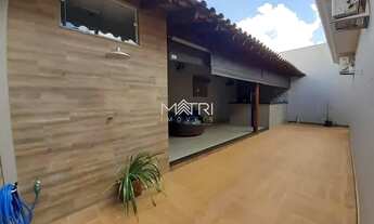 Imagem: Locação de Casas / Condomínio na cidade