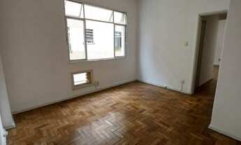 Imagem: Fonseca, quarto e sala com garagem