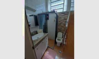 Imagem 5: Apto. térreo, 2 minutos Praia do Forte, 2 quartos sendo 1 suíte, quintal, 1 vaga. Aceita f