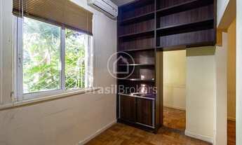 Imagem 6: Apartamento de dois quartos em rua cobiçada no Leblon