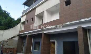 Imagem 6: Casas com duas suítes, em Padre Miguel, rua Pedro de Melo