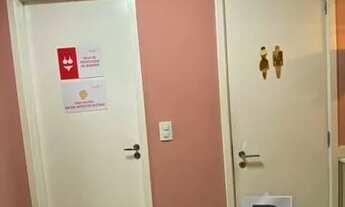 Imagem 2: Sala comercial recém reformada em Condomínio Vila C