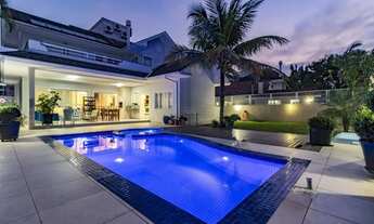 Imagem 4: Aluguel de Temporada! Belíssima casa, ao lado do Open Shopping, em Jurerê Internacional