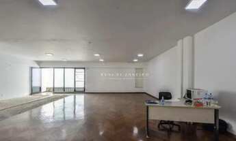 Imagem 3: Excelente prédio em localização nobre com estacionamento amplo