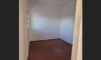 Imagem 5: Aluga-se casa pequena