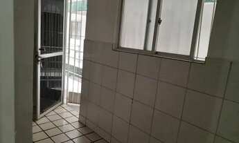 Imagem 4: Alugo Kitnet no Bairro de Rio Doce á 100 metros da Praia, na Avenida