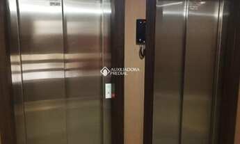 Imagem 2: PORTO ALEGRE - Apartamento Padrão - Menino Deus