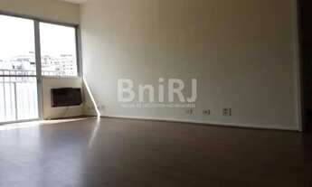 Imagem 3: 3 quartos com 2 vagas, no miolo do bairro! Raridade!!