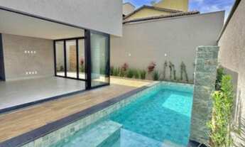 Imagem 2: Casa para venda com 370 metros quadrados com 5 quartos em Jardins Madri - Goiânia