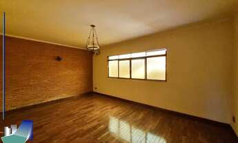 Imagem: RIBEIRÃO PRETO - Casa Padrão - VILA TIBÉRIO