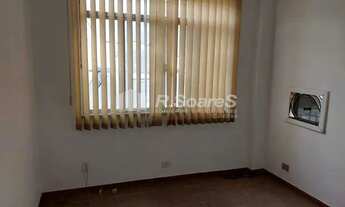 Imagem 7: CASA COM TRÊS QUARTOS, SENDO UM SUÍTE, EM VILA VALQUEIRE, RUA ALVES DO VALE