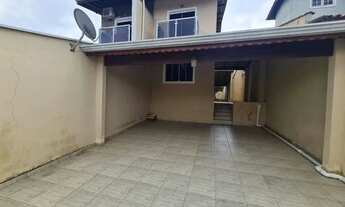 Imagem: Amplo sobrado com 3 quartos