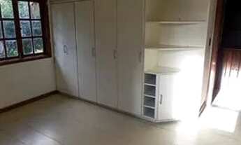 Imagem 5: Casa térrea com 1500m2 de terreno na Estrada do Coco