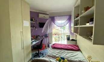 Imagem 6: Casa com 04 dormitórios sendo 01 suíte à venda, 240 m² por R$ 2.500.000,00 - Ressacada - I