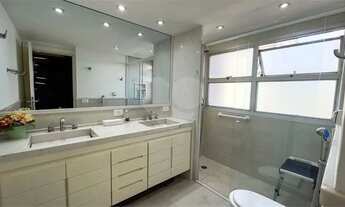 Imagem 4: Apartamento em Perdizes com 205m² com 3 dormitórios sendo 1 suíte com 2 vagas