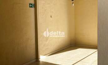 Imagem 5: Casa para aluguel, 3 quartos, 1 suíte, 2 vagas, Umuarama - Uberlândia/MG