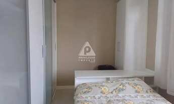 Imagem 6: Oportunidade no Largo do Machado - Quarto e sala com vaga totalmente reformado