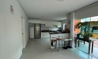 Imagem 7: Casa para aluguel e venda tem 300 metros quadrados com 4 quartos , com casa caseiro