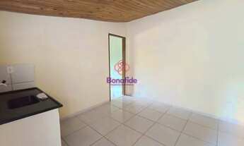 Imagem 2: VÁRZEA PAULISTA - Casa Padrão - VILA SANTA CATARINA