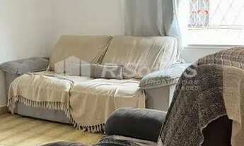 Imagem 3: Casa com dois quartos, sendo um suíte, em Campinho, rua Comendador Pinto