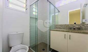 Imagem: Sobrado com 3 suites perto do metro