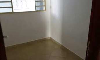 Imagem 7: Casa com 03 Dormitórios à venda por R$ 250.000 - Chácaras Reunidas - Taubaté/SP