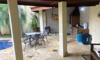 Imagem: Casa com 3 dormitórios para alugar, 384