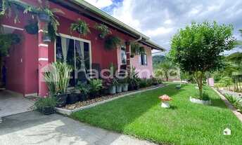 Imagem 4: Casa com 3 dormitórios no Wunderwald, amplo terreno, semimobiliada