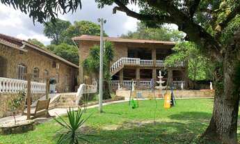 Imagem 2: Sítio Luxuoso em AgroBrasil / Cachoeiras de Macacu com 8.000m²