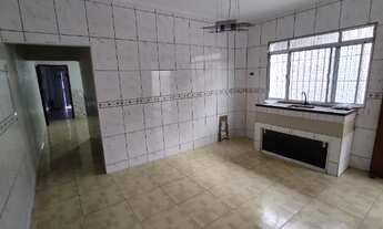 Imagem 4: Casa 3 dormitórios (1suíte) garagem fechada, no Tude Bastos, Praia Grande