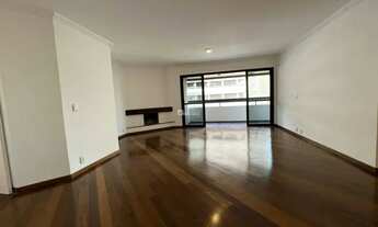 Imagem 2: Apartamento em condomínio cobiçado em Moema com 147 metros² e 2 vagas de garagem. Lazer co