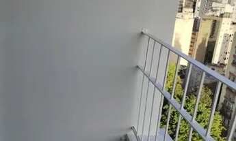 Imagem 2: Apartamento último andar com sacada para alugar