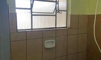 Imagem 4: Aluga-se casa fundos - Cidade Naútica