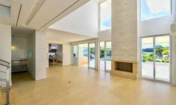 Imagem 7: Casa de condomínio para aluguel possui 460 metros quadrados com 4 quartos