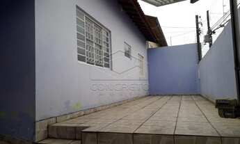 Imagem: Botucatu - Casa Padrão - Vila Guimaraes