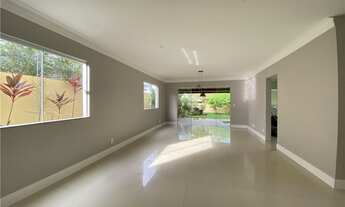 Imagem: Casa duplex com 4/4 em Abrantes R$750.000,00