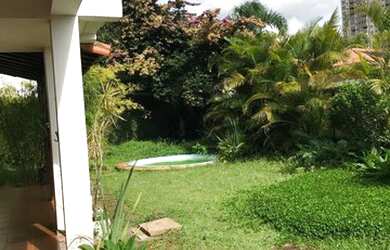 Imagem 3: Casa para aluguel e venda possui 300 m²