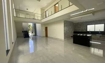 Imagem 2: SOBRADO 04 SUITES DE ALTO PADRAO NO COND VILLAGE TRINDADE