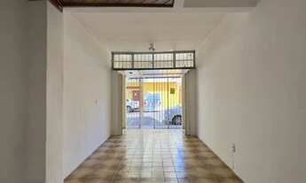 Imagem 6: CASA COM 4 DORMITÓRIOS E PÁTIO COM CHURRASQUEIRA NO CENTRO HISTÓRICO